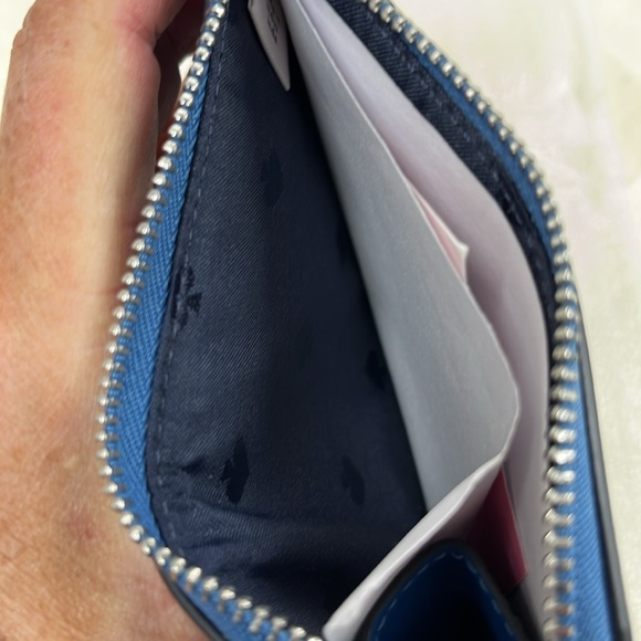 Kate Spade Arctic Friends Medium L-Zip Card Holder - Picture 7 of 7